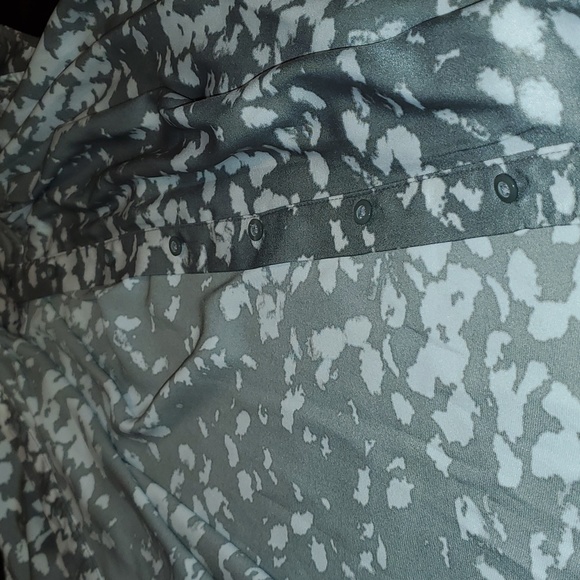 NWT Vera Wang Top - Picture 9 of 9